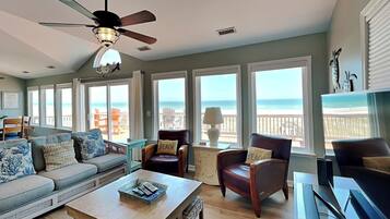 Studio (4 Bedrooms) | Property amenity