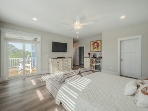 Studio (4 Bedrooms) | Property amenity - Jersey Blues by Carolina Retreats (Carolina Beach)