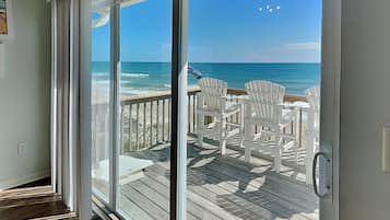 Studio (Multiple Bedrooms) | Property amenity