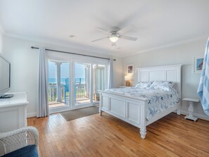 Studio (Multiple Bedrooms) | Property amenity - Surfside Cottage by Topsail Realty (Holly Ridge)