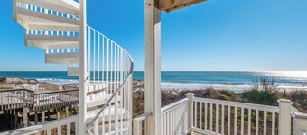 Sandy Feet by Topsail Realty