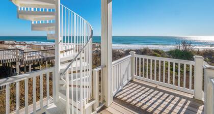 Sandy Feet by Topsail Realty