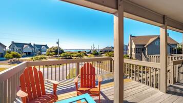 Studio (2 Bedrooms) | Terrace/patio