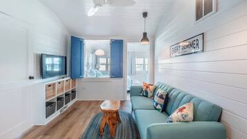 Studio (3 Bedrooms) | Property amenity