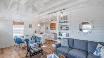 Studio (3 Bedrooms) | Property amenity