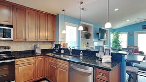Studio (6 Bedrooms) | Tiện nghi, dịch vụ nơi lưu trú