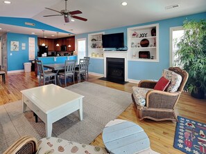 Studio (6 Bedrooms) | Property amenity