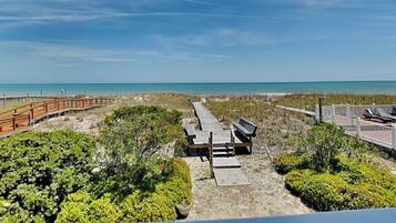 Studio (6 Bedrooms) | Kemudahan hartanah