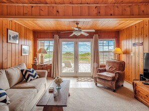 Studio (3 Bedrooms) | Property amenity - A Charm of Finches by Topsail Realty (Holly Ridge)