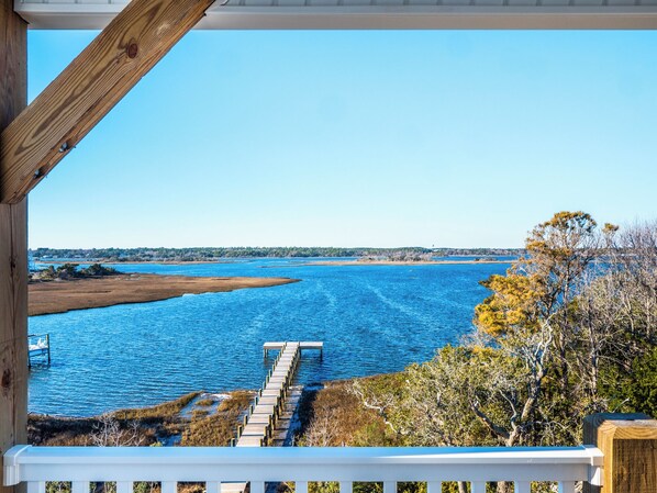 Studio (4 Bedrooms) | Property amenity