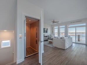 Studio (4 Bedrooms) | Équipement de l’hébergement