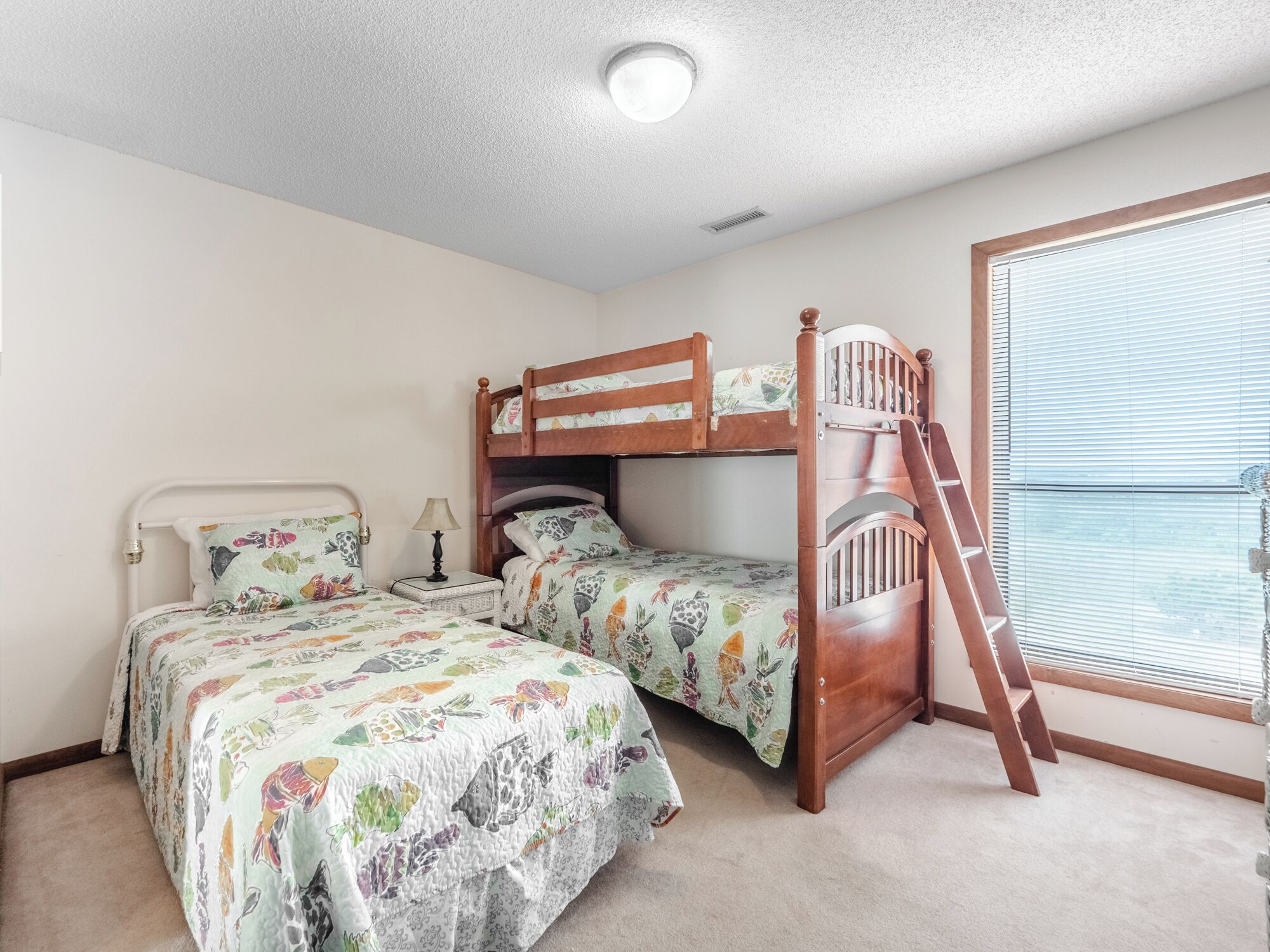 Studio (2 Bedrooms) | Property amenity