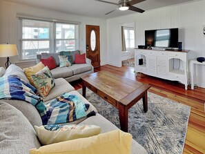 Studio (3 Bedrooms) | Property amenity