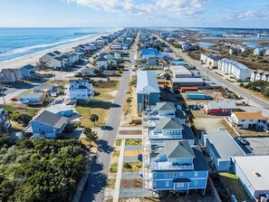 Studio (4 Bedrooms) | Property amenity - Strand Bungalow by Topsail Realty (Holly Ridge)