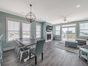 Studio (4 Bedrooms) | Property amenity