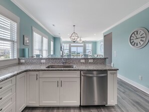 Studio (4 Bedrooms) | Property amenity