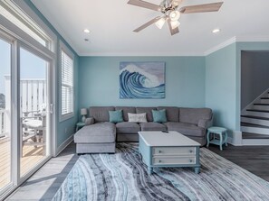 Studio (4 Bedrooms) | Property amenity - Strand Bungalow by Topsail Realty (Holly Ridge)
