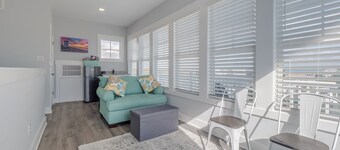 Strand Bungalow by Topsail Realty