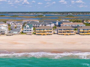 Studio (3 Bedrooms) | Property amenity - You, Me, & The Sea (Holly Ridge)