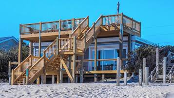 Studio (4 Bedrooms) | Property amenity