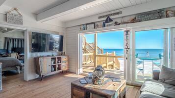 Studio (4 Bedrooms) | Property amenity