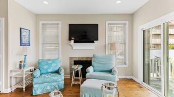 Studio (3 Bedrooms) | Tiện nghi, dịch vụ nơi lưu trú