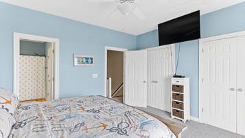 Studio (3 Bedrooms) | Property amenity