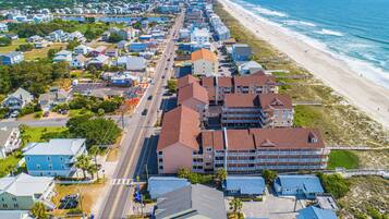 Studio (3 Bedrooms) | Fasilitas properti