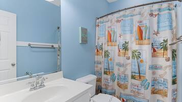 Studio (3 Bedrooms) | Kemudahan hartanah