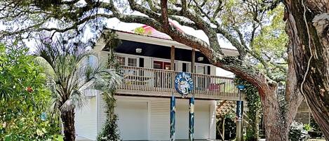 Studio (3 Bedrooms) | Property amenity