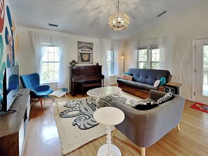 Studio (3 Bedrooms) | Property amenity