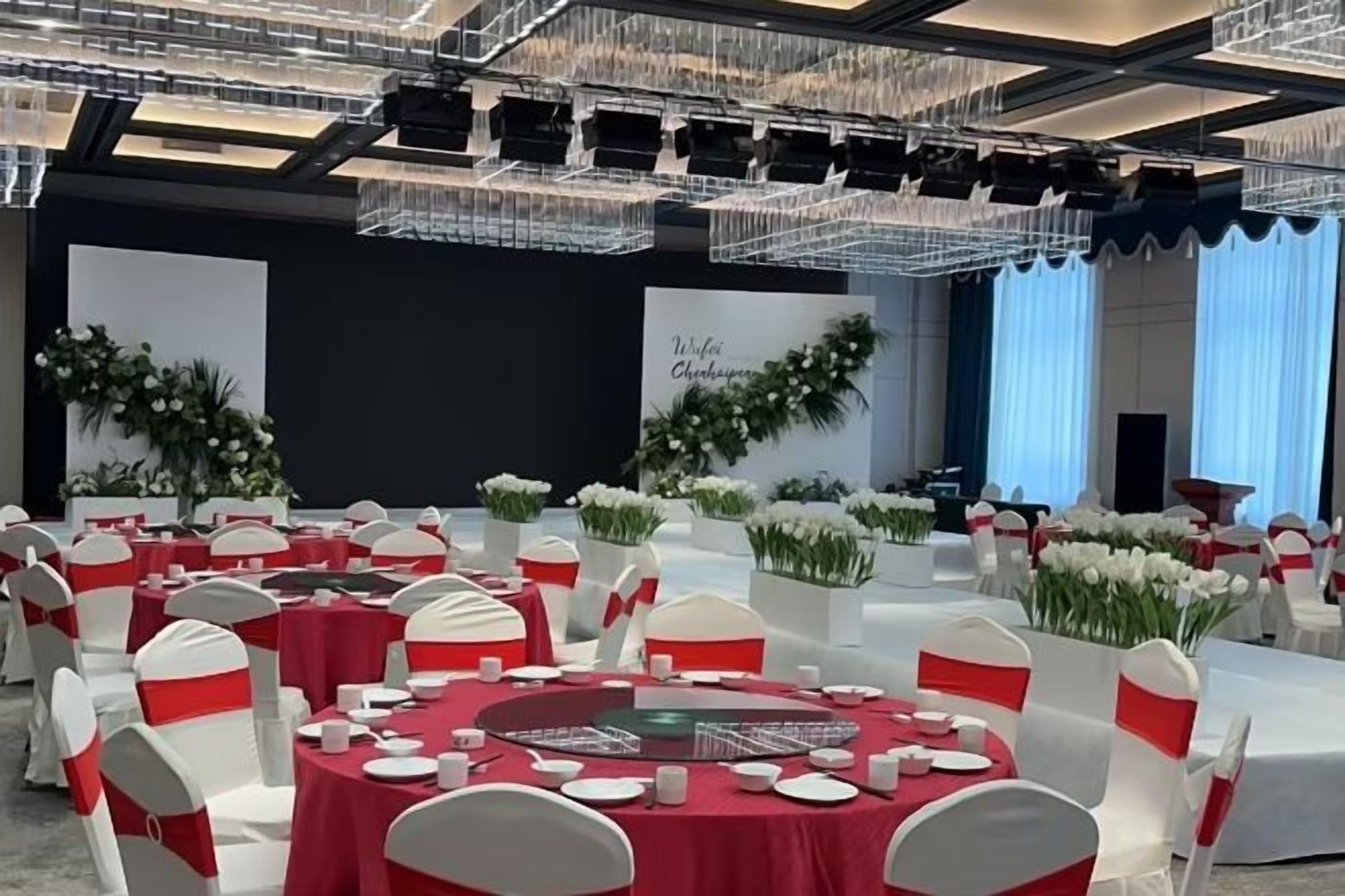 Banquet hall