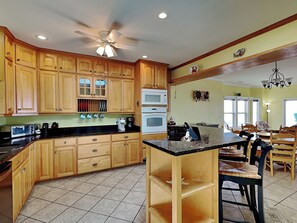 Studio (6 Bedrooms) | Property amenity - Sunshiny Daze by Topsail Realty (Holly Ridge)