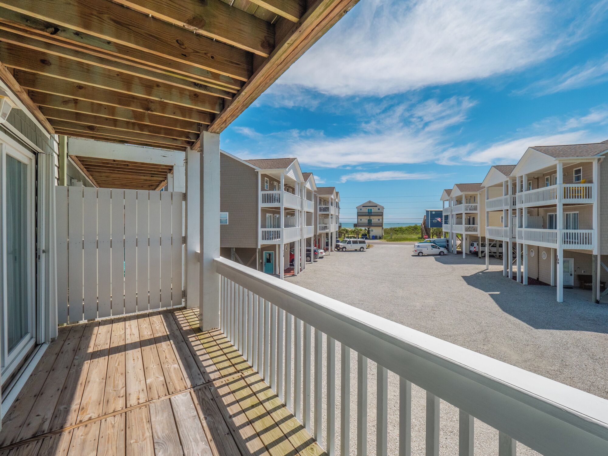 Studio (3 Bedrooms) | Property amenity