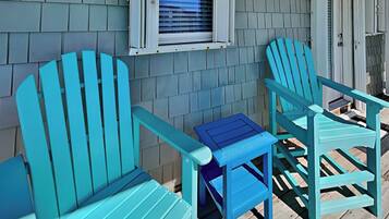 Studio (3 Bedrooms) | Property amenity