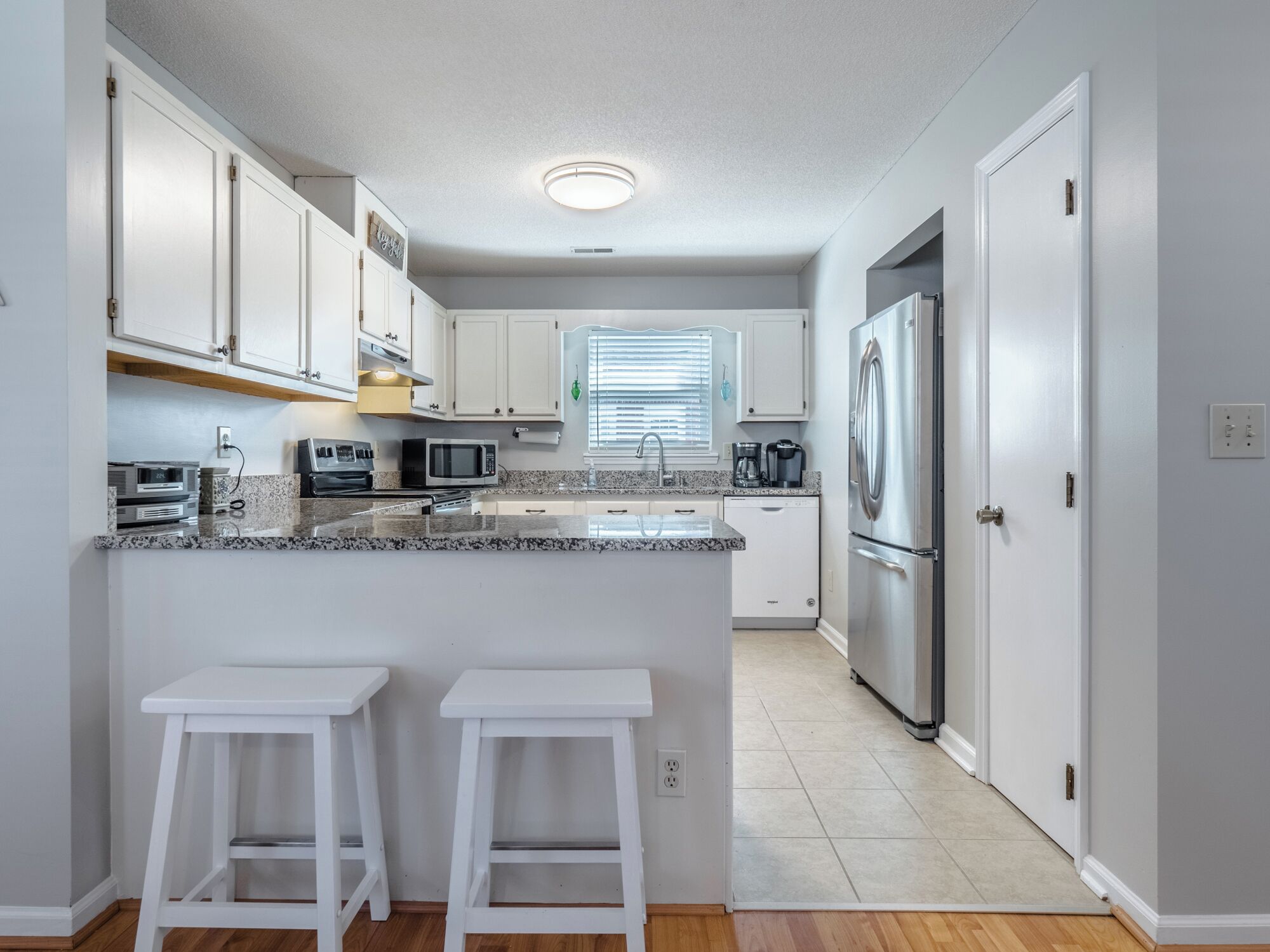 Studio (2 Bedrooms) | Property amenity