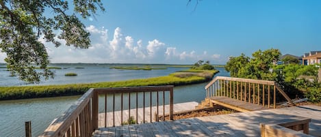 Studio (3 Bedrooms) | Property amenity