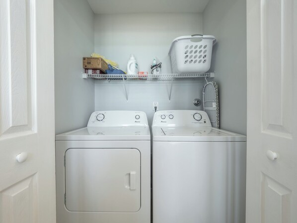 Studio (4 Bedrooms) | Property amenity - Shore Thing by Topsail Realty (Holly Ridge)