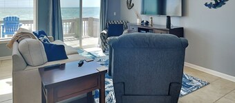 Shore Thing by Topsail Realty