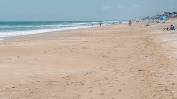 Studio (4 Bedrooms) | Property amenity