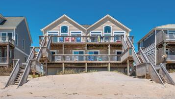 Studio (4 Bedrooms) | Property amenity