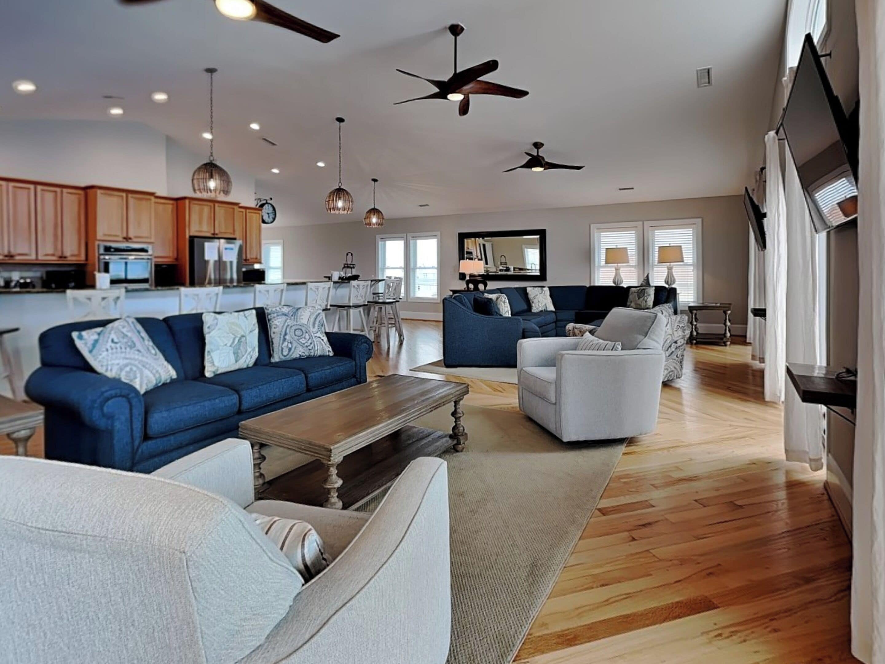 Studio (Multiple Bedrooms) | Property amenity