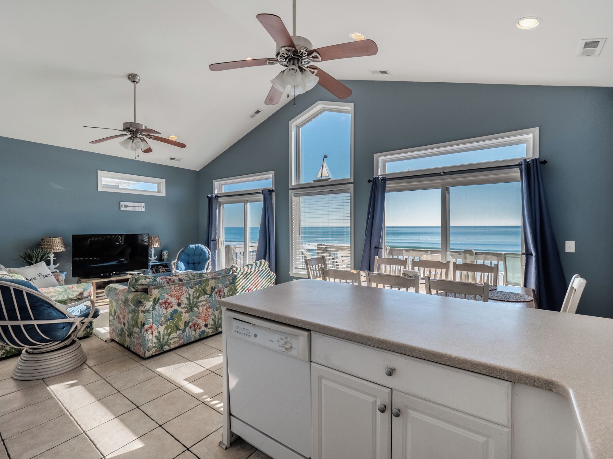 Studio (4 Bedrooms) | Property amenity