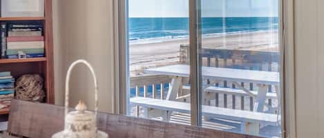 Studio (4 Bedrooms) | Property amenity