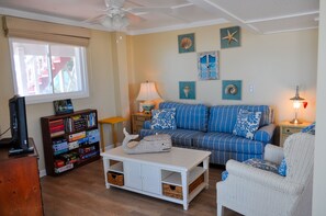 Estudio (5 Bedrooms) | Servicio de la propiedad