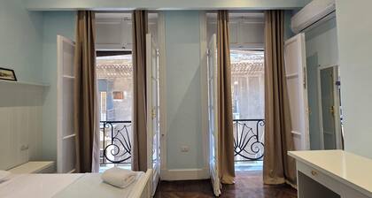 Charming bed & breakfast with AC, WiFi in Downtown Cairo