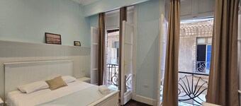 Charming bed & breakfast with AC, WiFi in Downtown Cairo