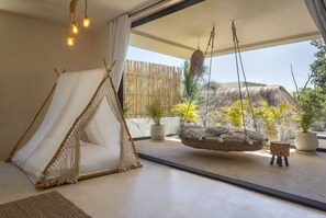 5 chambres, fer et planche à repasser, Wi-Fi, draps fournis