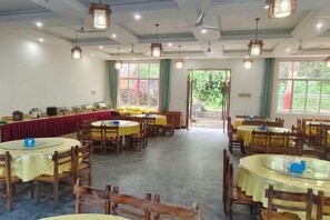 Restaurant - Luoxiao Mountain Villa Jinggangshan (Jinggangshan)