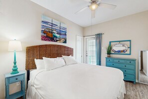 3 habitaciones, tabla de planchar con plancha y acceso a internet 